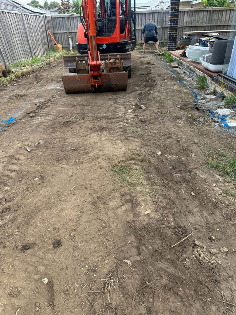 Doreen Swimming Pool and Spa Site Construction by Venetian Pools